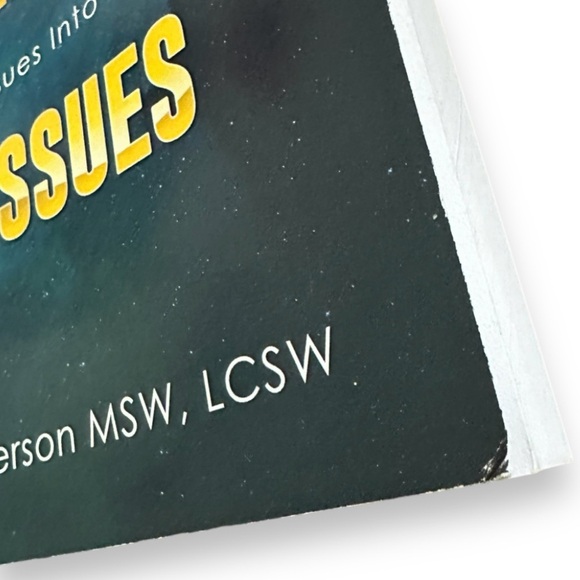 All God's Children Got Issues: A Woman's Guide to Turn Her Issues … SIGNED BOOK - Picture 3 of 6